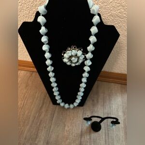 Elegant  Vintage Miriam Haskell Parure